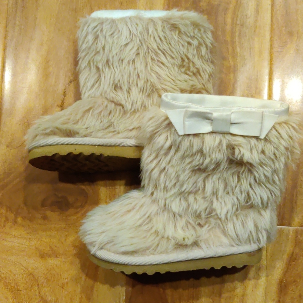 Fuzzy boots